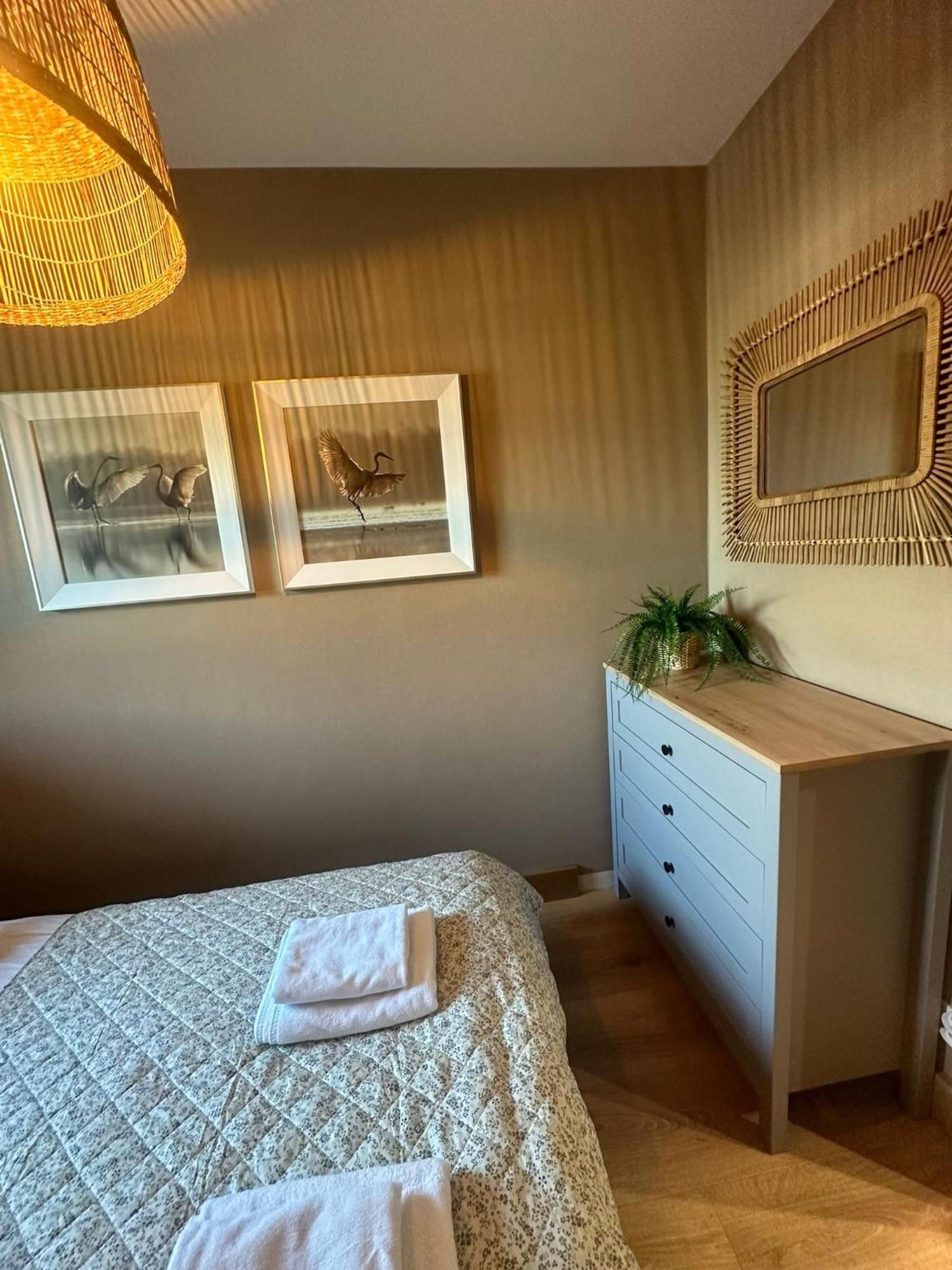 Apartament 8 Z Ogrodkiem I Prywatna Sauna, Rowery, Spacery W Dolinie Baryczy - 5D Apartamenty Milicz Esterno foto