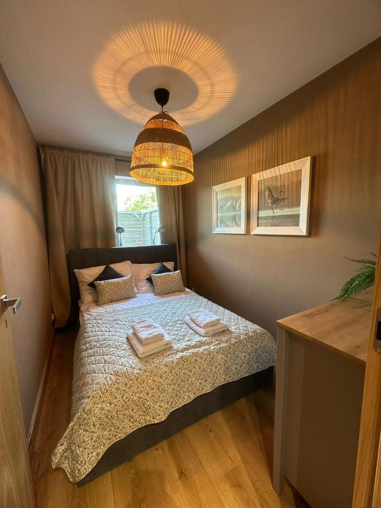 Apartament 8 Z Ogrodkiem I Prywatna Sauna, Rowery, Spacery W Dolinie Baryczy - 5D Apartamenty Milicz Esterno foto