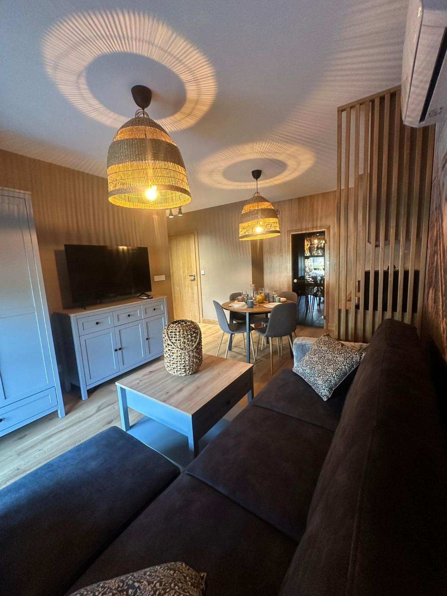 Apartament 8 Z Ogrodkiem I Prywatna Sauna, Rowery, Spacery W Dolinie Baryczy - 5D Apartamenty Milicz Esterno foto